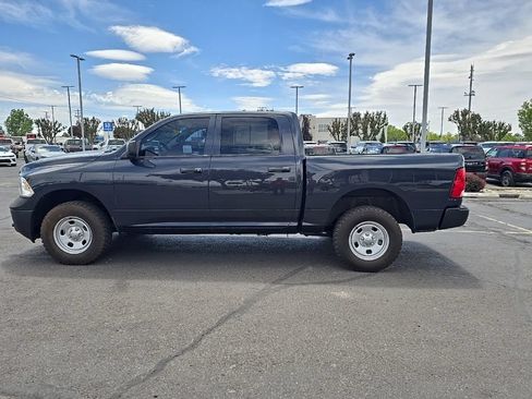 Used 2014 RAM 1500 4x4 Crew Cab w/ Protection Group image 7
