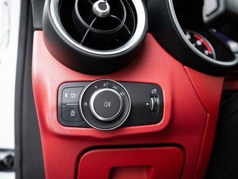 Used 2021 Alfa Romeo Stelvio Ti w/ Premium Package image 28