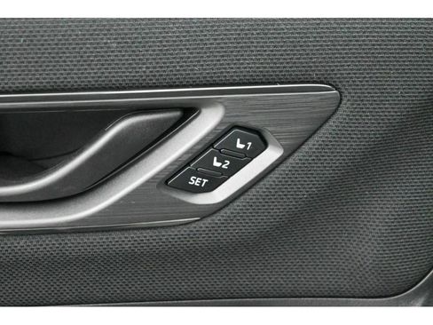 New 2026 Subaru Outback Limited image 16