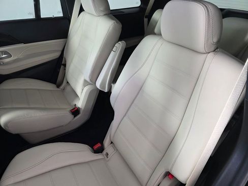 New 2026 Mercedes-Benz GLS 450 4MATIC image 13