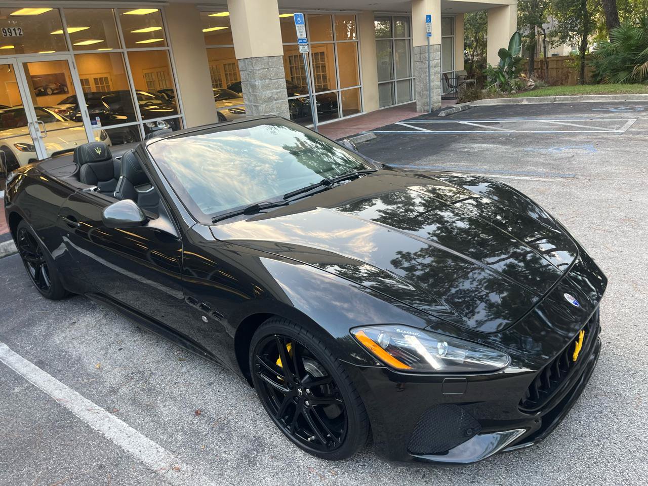 Used 2018 Maserati GranTurismo Sport RWD image 2