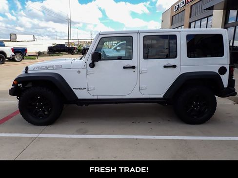 Used 2013 Jeep Wrangler Unlimited Sahara image 5