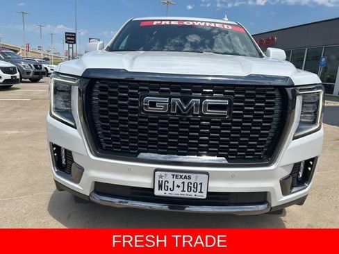 Used 2023 GMC Yukon Denali Ultimate AWD/4WD image 2