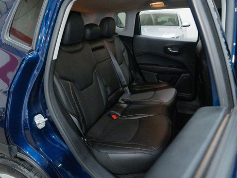 Used 2019 Jeep Compass Latitude w/ Popular Equipment Group image 23