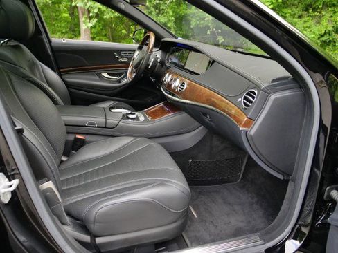 Used 2015 Mercedes-Benz S 550 4MATIC Sedan image 44