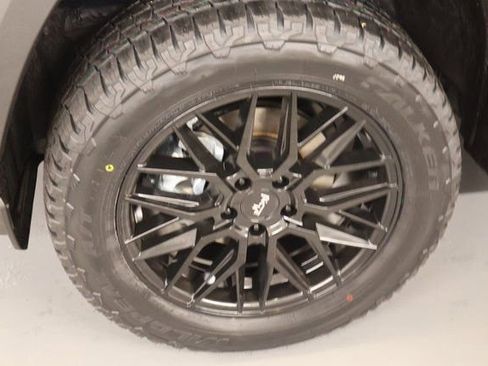 New 2025 Toyota RAV4 XLE image 7