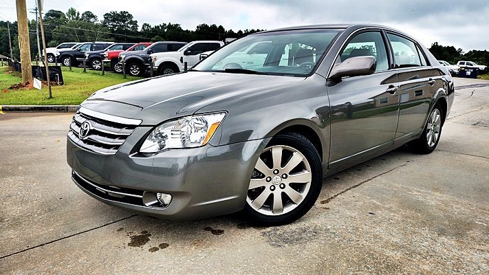 Used 2006 Toyota Avalon Touring FWD image 1