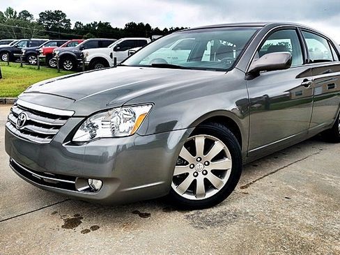 Used 2006 Toyota Avalon Touring FWD image 1