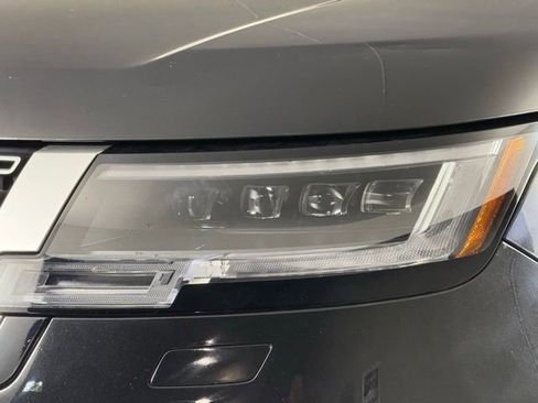 Used 2023 Land Rover Range Rover Autobiography AWD/4WD image 12
