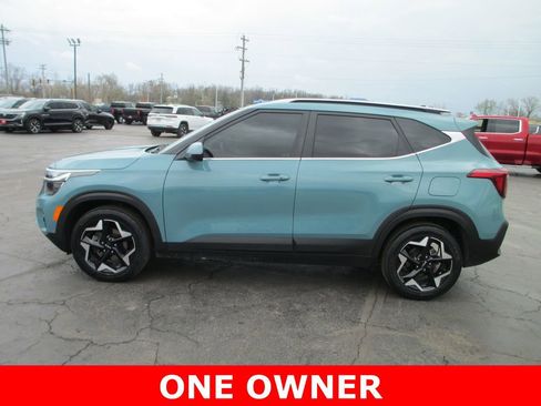 Used 2024 Kia Seltos EX image 11