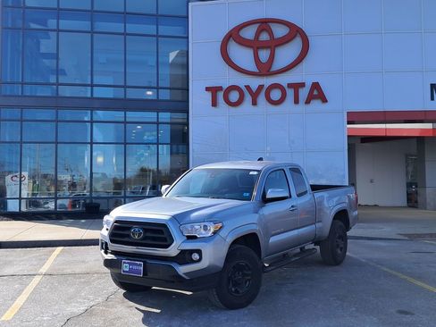 Used 2023 Toyota Tacoma SR5 image 1
