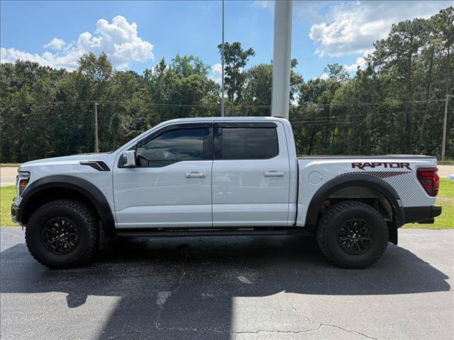 Used 2025 Ford F150 Raptor AWD/4WD image 38