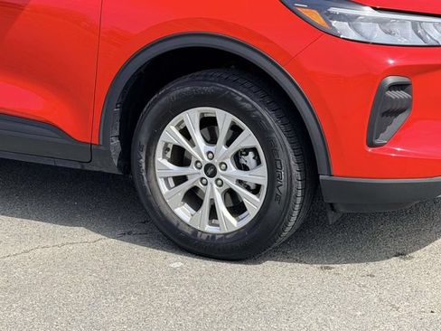 Used 2024 Ford Escape Active AWD/4WD image 7