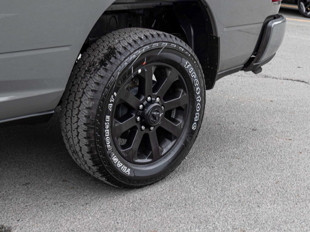 New 2026 RAM 3500 Big Horn AWD/4WD image 10
