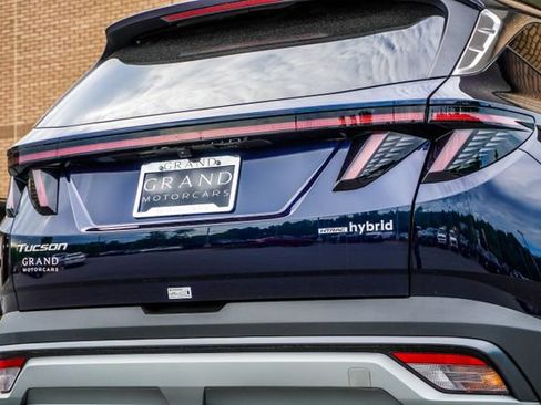 Certified 2025 Hyundai Tucson SEL AWD/4WD image 13