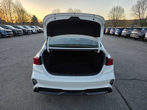 Certified 2023 Kia Forte GT-Line w/ GT-Line Technology Package FWD image 10