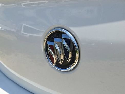 Used 2017 Buick LaCrosse Preferred FWD image 29