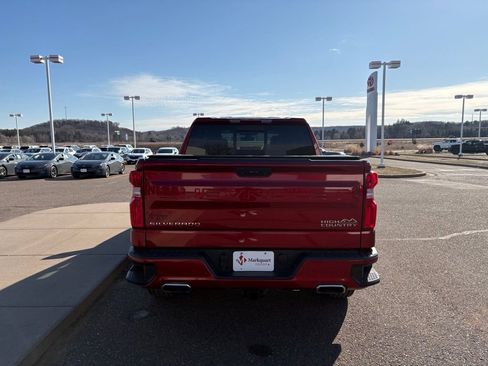 Used 2021 Chevrolet Silverado 1500 High Country w/ Safety Package II image 3