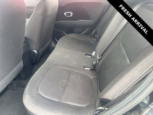 Used 2018 Kia Soul w/ Convenience Package FWD image 6