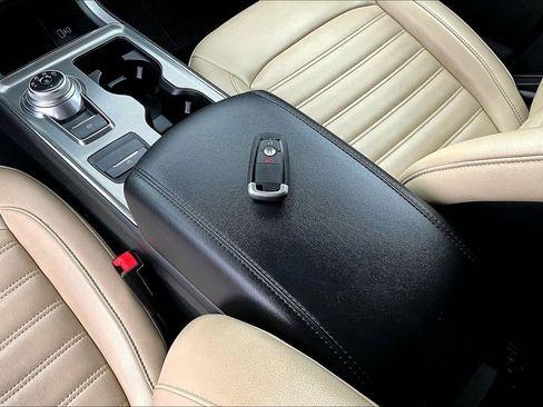 Used 2022 Ford Edge SEL w/ Convenience Package image 34