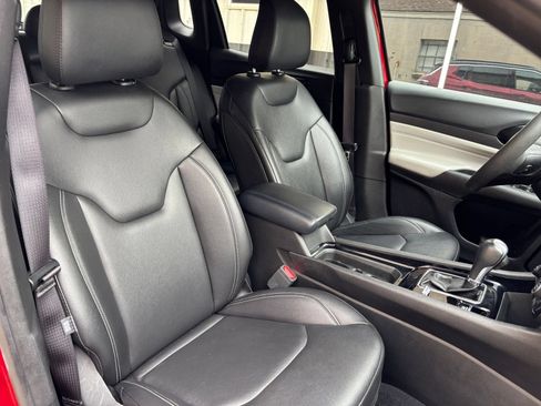 Used 2025 Jeep Compass Limited AWD/4WD image 36