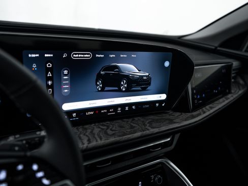 New 2026 Audi Q5 Prestige AWD/4WD image 11