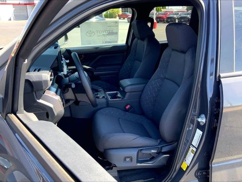 New 2026 Toyota Tacoma SR5 AWD/4WD image 9