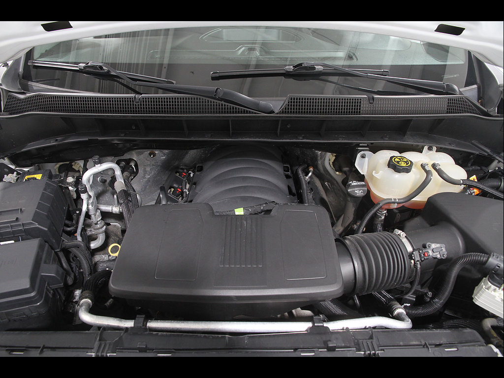 Used 2021 Chevrolet Silverado 1500 Custom Trail Boss w/ LPO, Dark Essentials Package AWD/4WD image 19