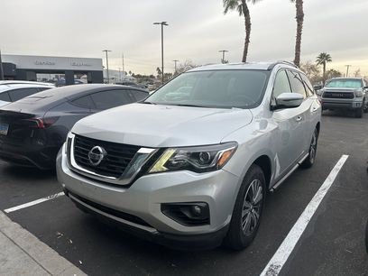 Used 2019 Nissan Pathfinder SV