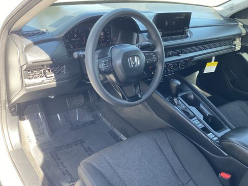 Used 2025 Honda Accord SE image 14