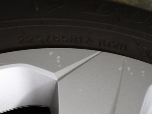 Used 2025 Toyota RAV4 LE FWD image 38
