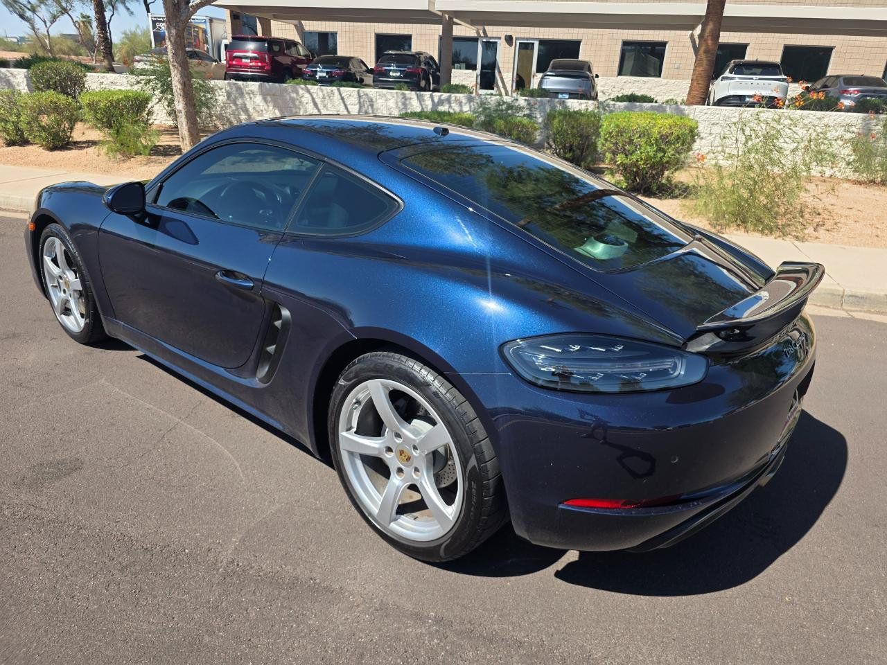 Used 2018 Porsche 718 Cayman RWD image 7