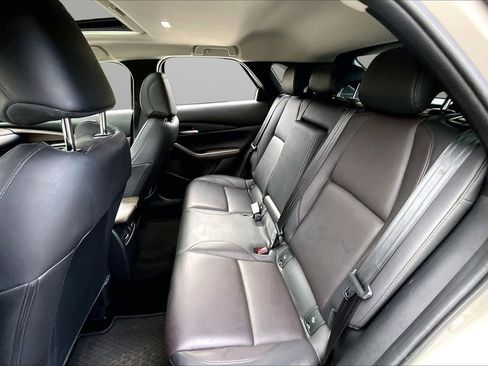 Used 2022 MAZDA CX-30 AWD 2.5 S w/ Premium Package image 23