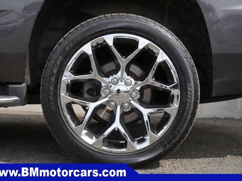 Used 2017 GMC Yukon Denali w/ Open Road Package AWD/4WD image 14