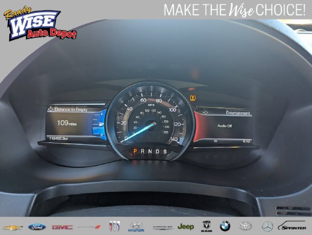 Used 2017 Ford Explorer XLT w/ Equipment Group 202A AWD/4WD image 12