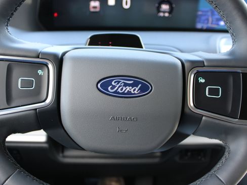 Used 2025 Ford Expedition Max Active image 21