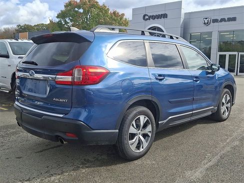 Used 2022 Subaru Ascent Premium w/ Convenience Package image 6