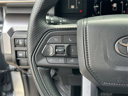 Certified 2025 Toyota Tacoma SR5 image 12