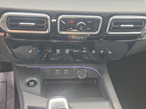 New 2026 Nissan Sentra SV image 18