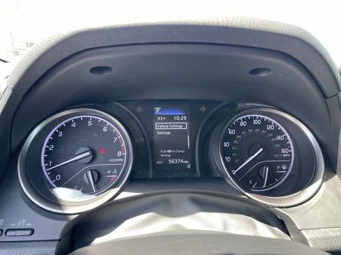 Used 2021 Toyota Camry SE FWD image 11
