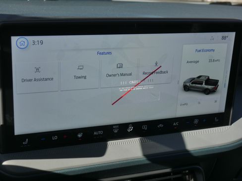 New 2025 Ford Maverick XLT w/ XLT Luxury Package image 10