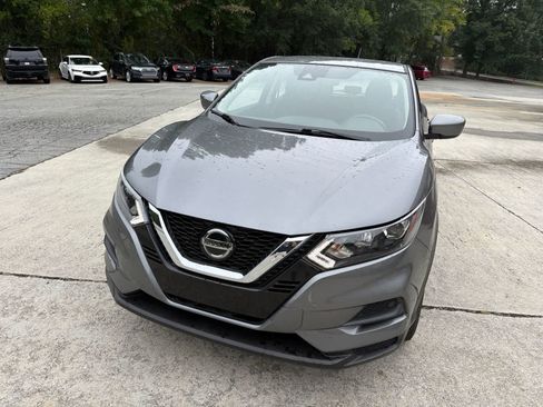 Used 2022 Nissan Rogue Sport S FWD image 4