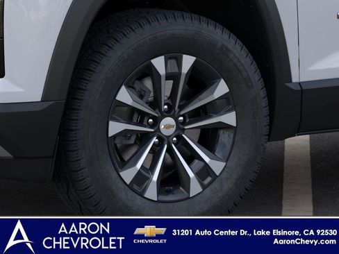 New 2026 Chevrolet Equinox LT image 9