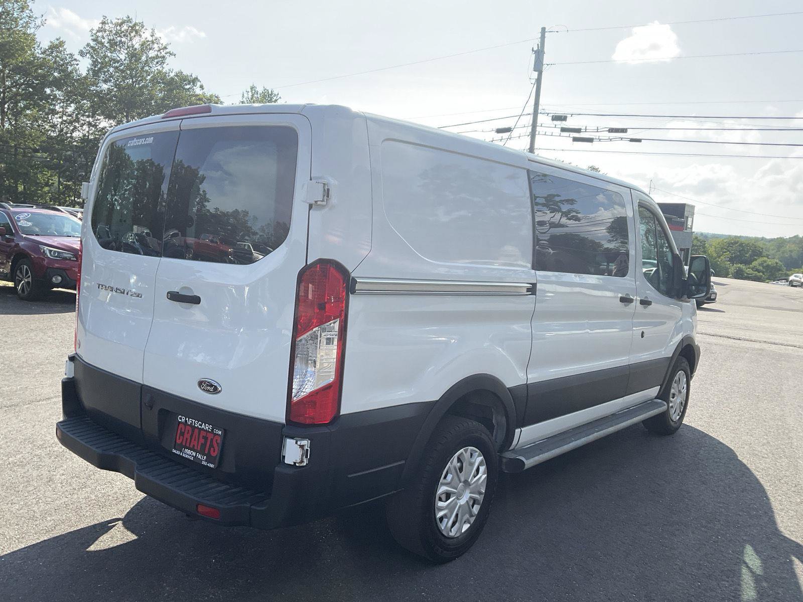 Used 2019 Ford Transit 250 130 Low Roof w/ Exterior Upgrade Package RWD image 5