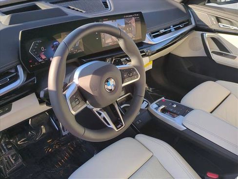 New 2026 BMW X1 xDrive28i w/ Technology Package AWD/4WD image 3
