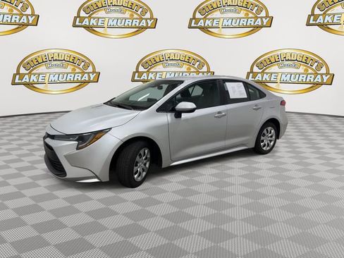 Used 2024 Toyota Corolla LE FWD image 7