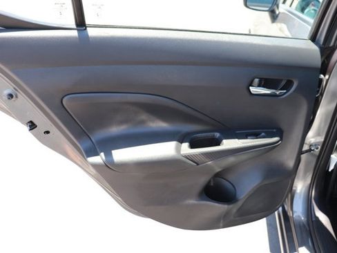 Used 2025 Nissan Versa SV FWD image 12