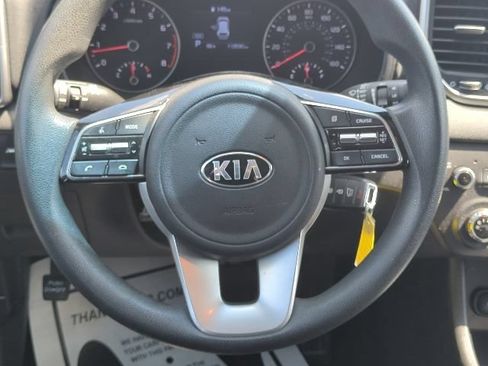 Used 2020 Kia Sportage LX AWD/4WD image 9