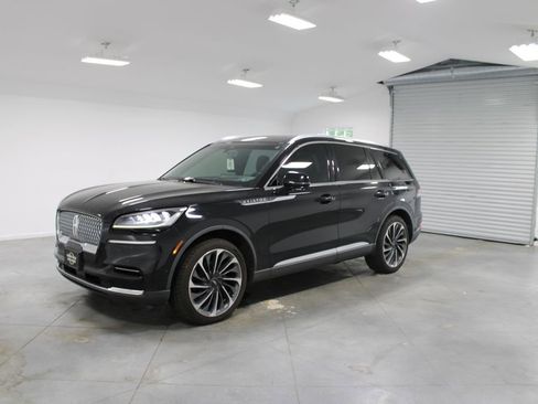 Used 2022 Lincoln Aviator Reserve w/ Equipment Group 201A image 4