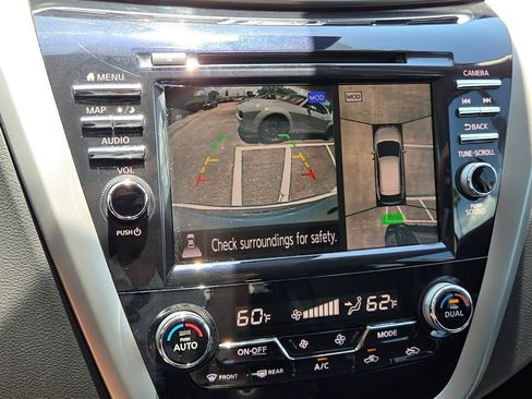 Used 2021 Nissan Murano Platinum w/ Cargo Package FWD image 26